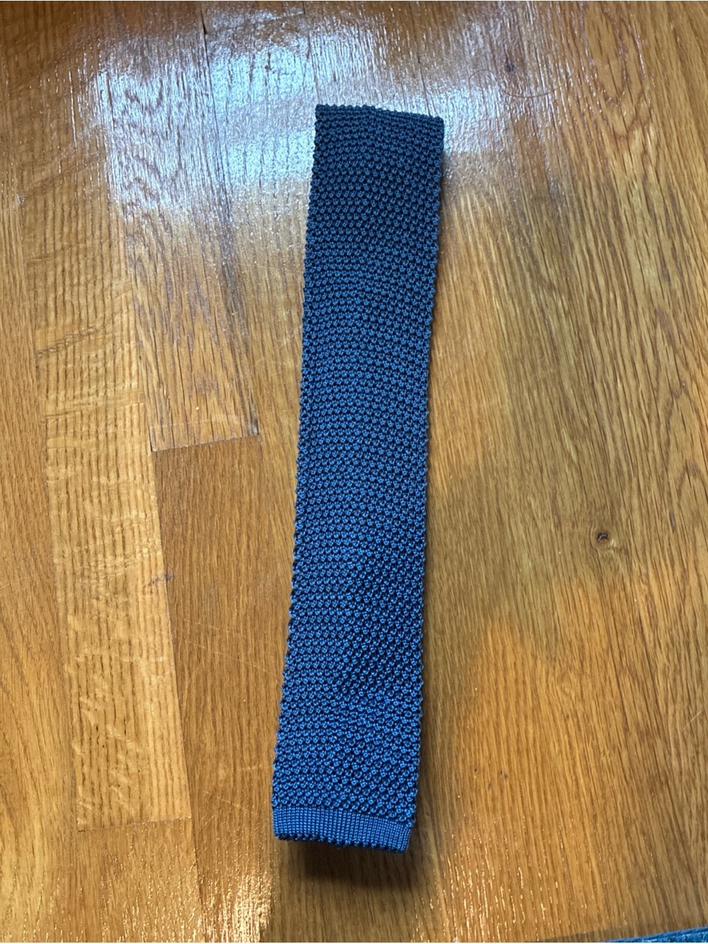 Paul Stuart silk knit tie blue